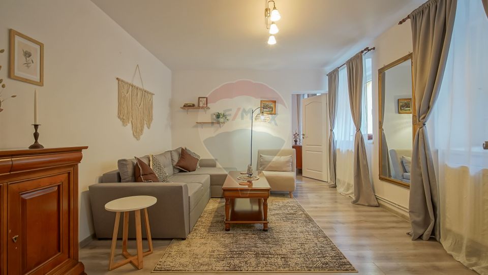 2 room Apartment for rent, Centrul Istoric area
