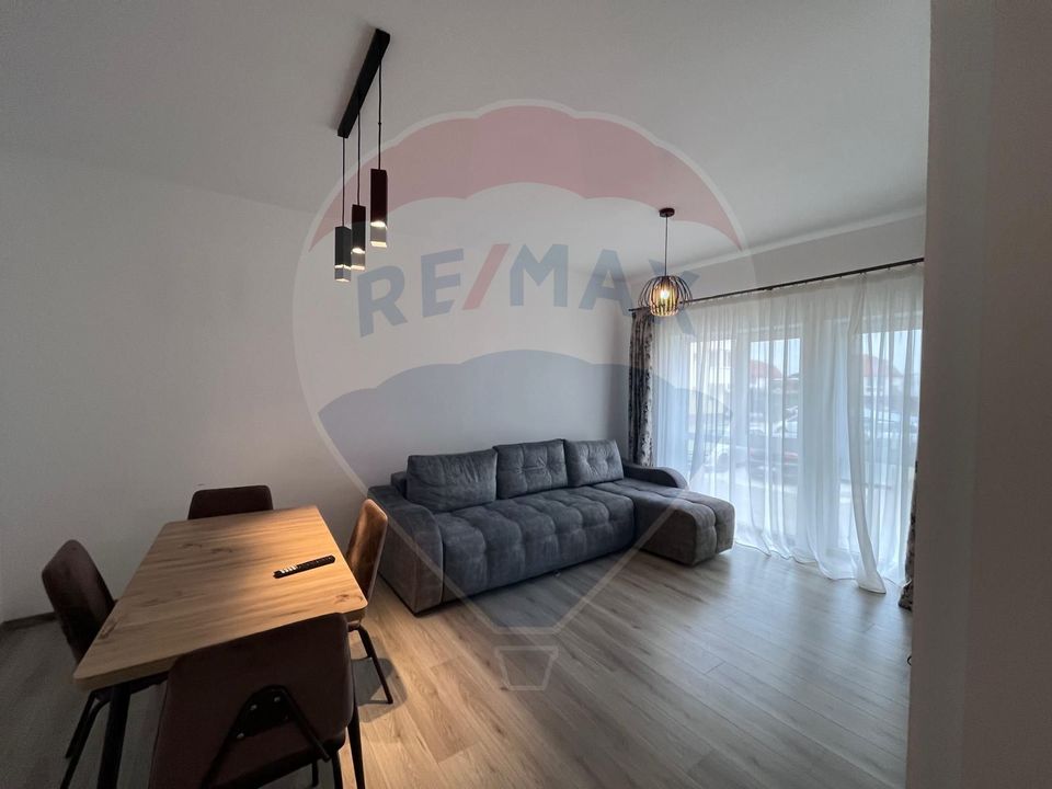 Apartament cu 2 camere de închiriat în Florești