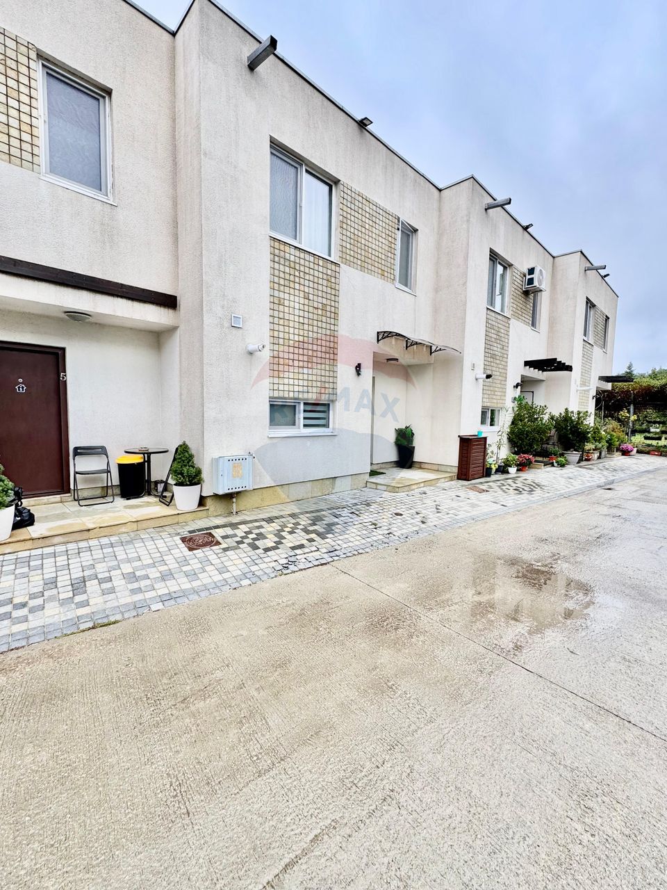 Casă / Vilă cu 3 camere de vânzare în zona Pipera