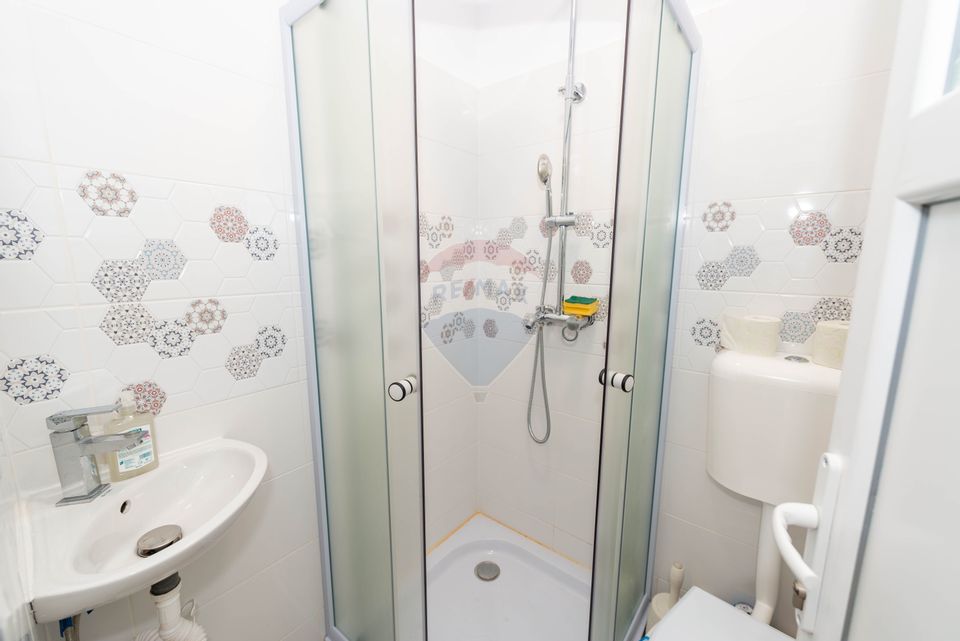 Garsoniera renovata de vanzare strada Mizil zona Trapezului Salajan