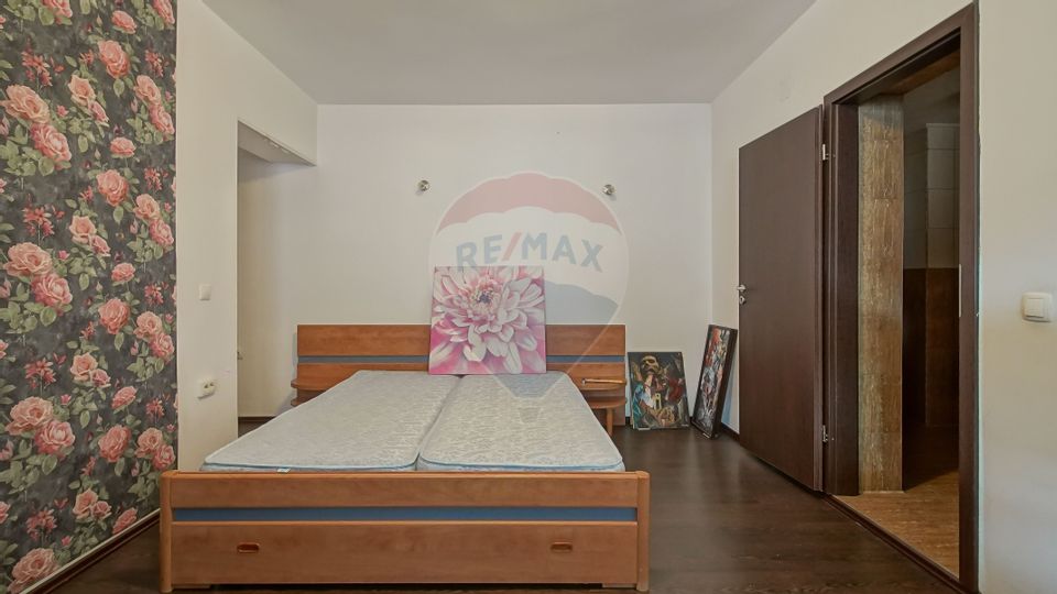 14 room Hotel / Pension for rent, Astra area