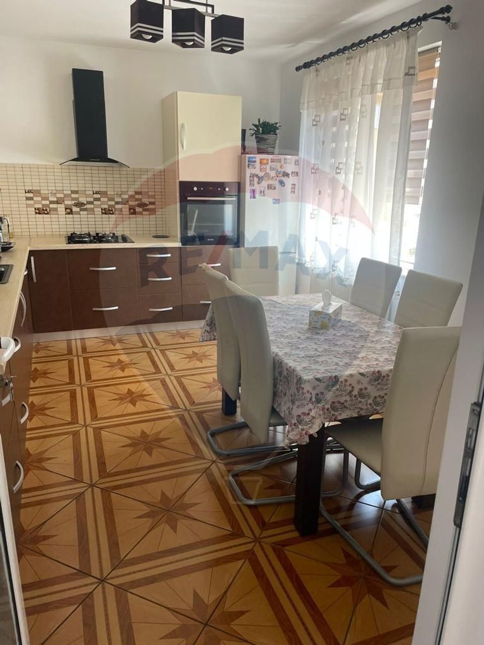 9 room House / Villa for rent, Tilisca area