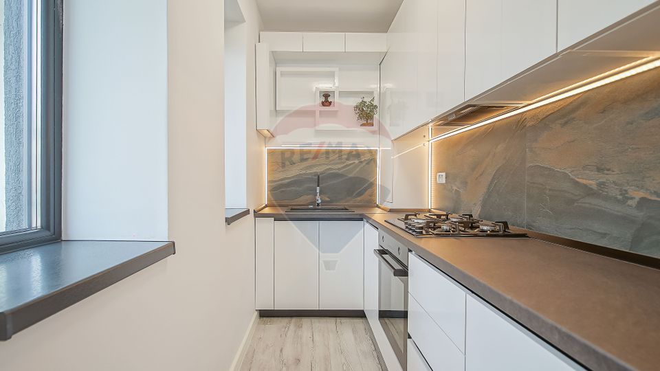 Casă premium cu 270 mp utili, 7 camere ,curte generoasă în Bartolomeu