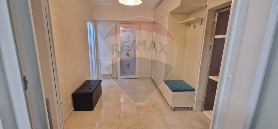 Apartament cu 2 camere. strada Mihai Viteazu, nr. 1