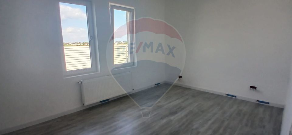 3 room House / Villa for sale