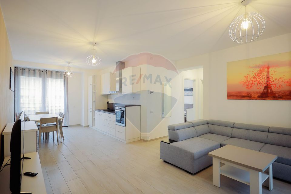 Apartamente 3 camere de vânzare mobilate/utilate, ultracentral, Oradea