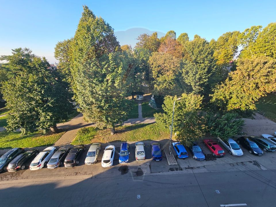 Apartament cu 2 camere de inchiriat