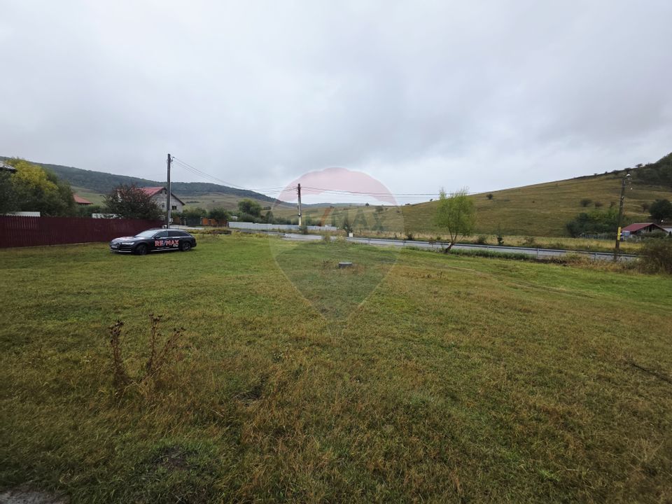 Casa  si  teren zona Balaurul