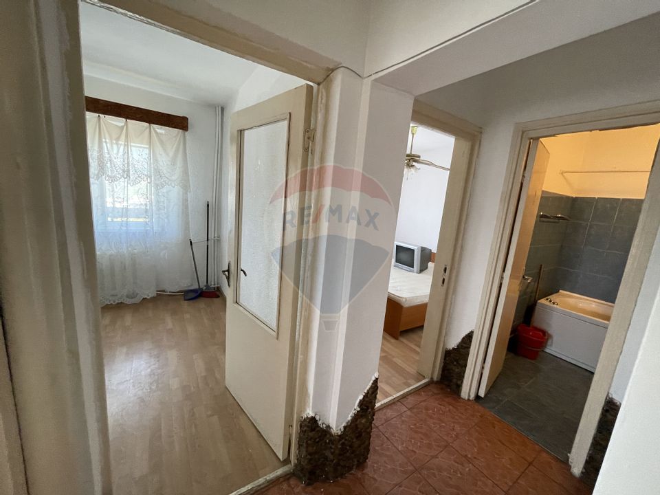 3 room Apartment for sale, Est area