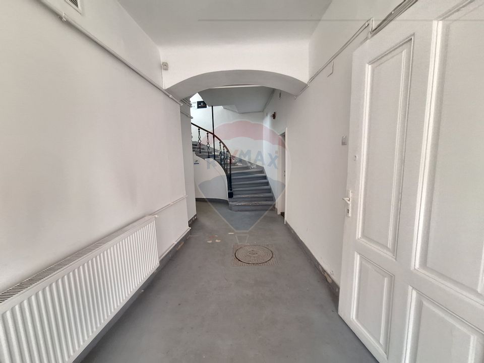 277sq.m Commercial Space for sale, Ultracentral area