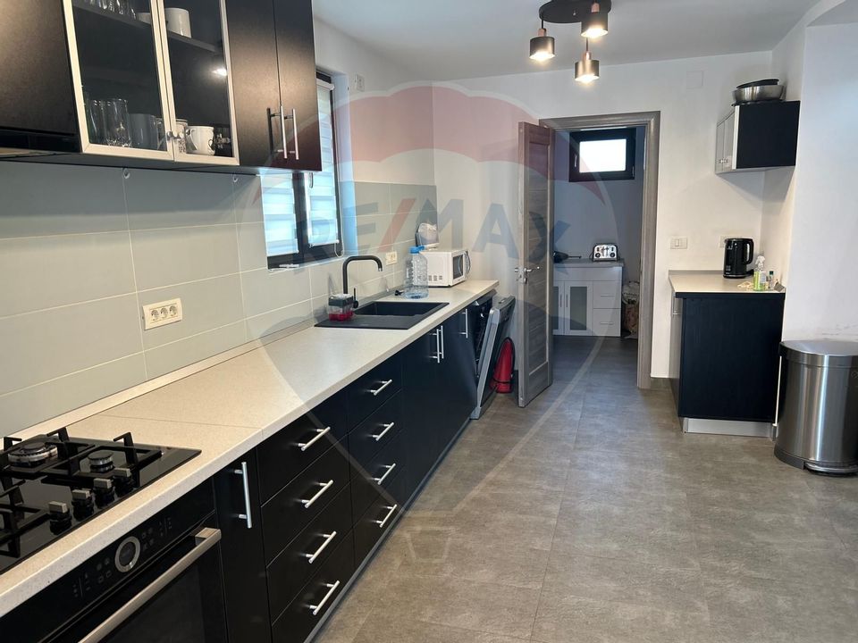 DE VANZARE Casă / Vilă cu 5 camere de vânzare în BUFTEA