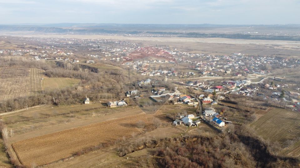 Land 2,700sqm Gagesti / Strada Vintilieasca