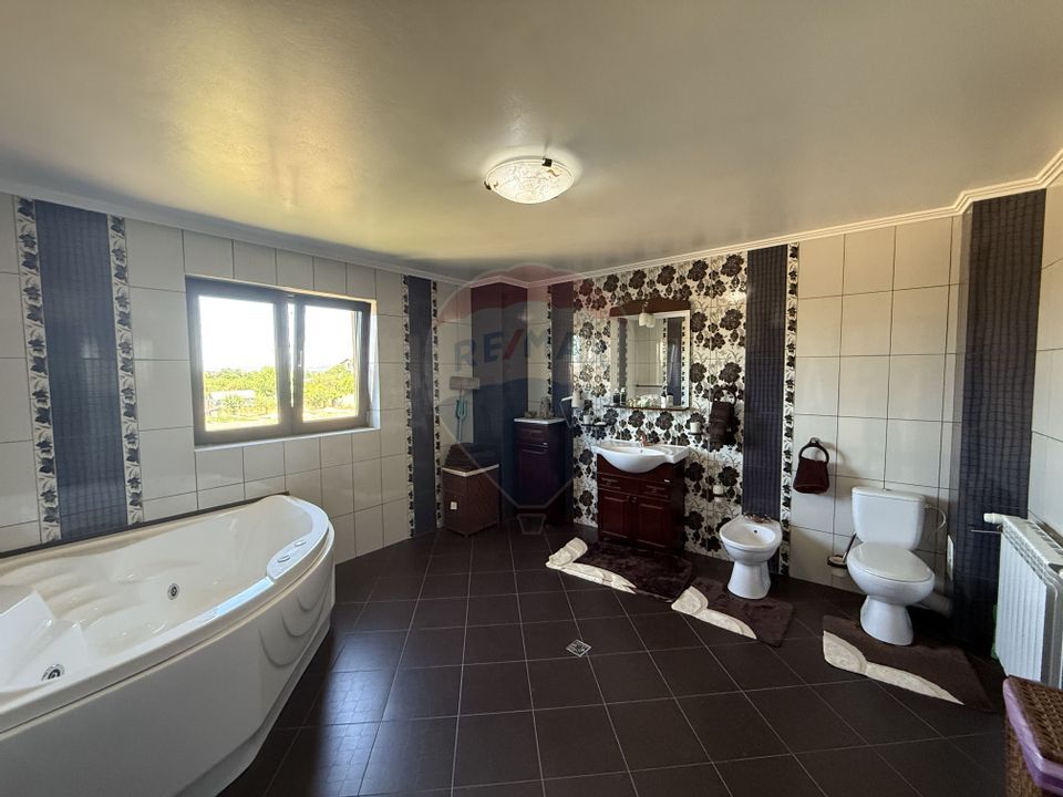 7 room House / Villa for sale, Central area