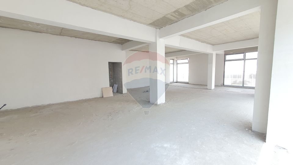 Spațiu comercial sau apartament ?