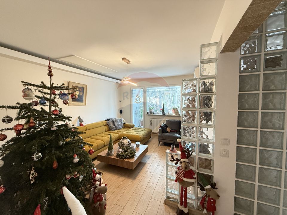 Apartament 3 camere  Aparatorii Patriei Berceni