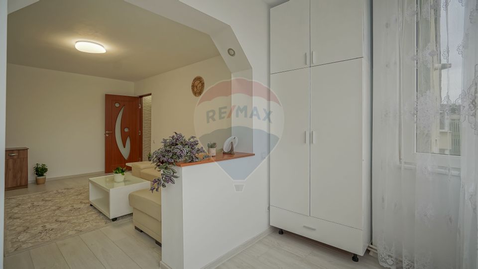 REZERVAT!|Apartament cu 2 camere|Decomandat|Astra|Orientare SE