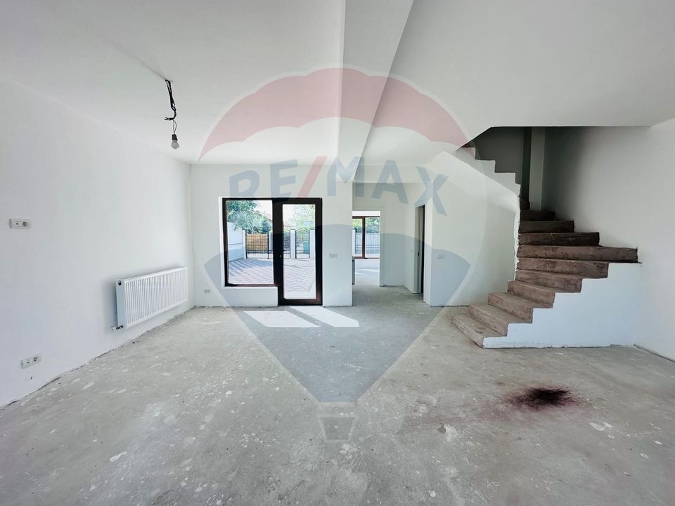 Duplex Elegant P+1E in Crevedia