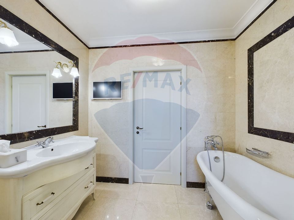 Unique Opportunity: Luxury House with Pool and Premium Finishes