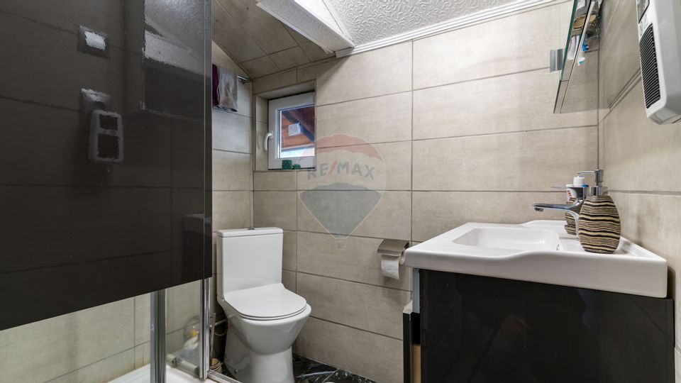 Casă / Vilă cu 6 camere de vânzare