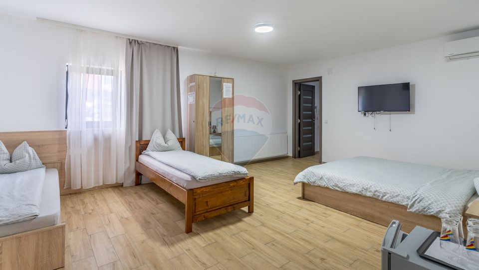 16 room Hotel / Pension for sale