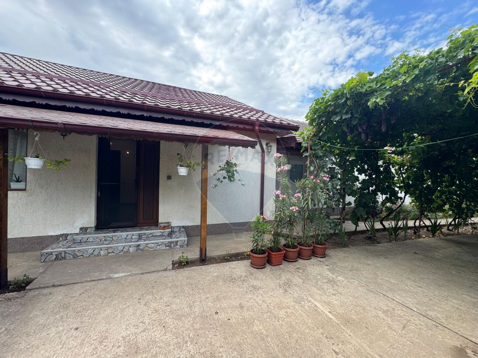 Casă / Vilă cu 6 camere de vânzare în zona Ultracentral