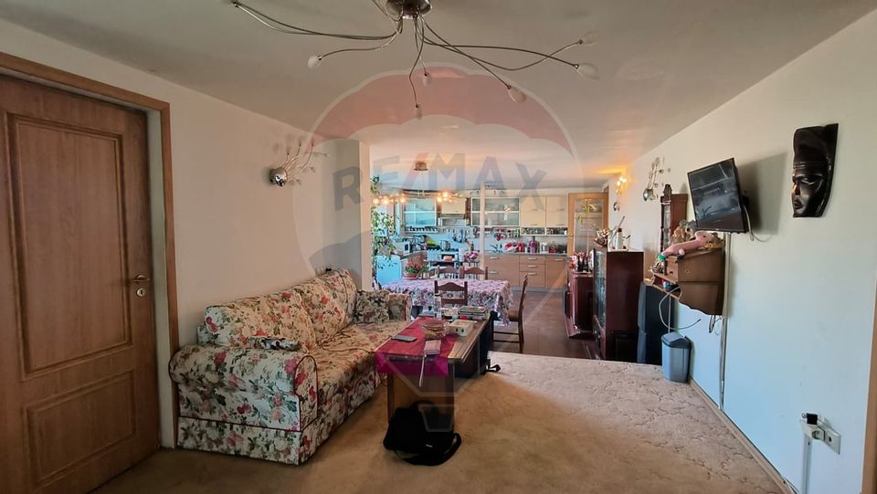 4 room House / Villa for sale, Nord-Est area