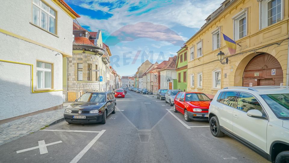 2 room Apartment for sale, Centrul Istoric area