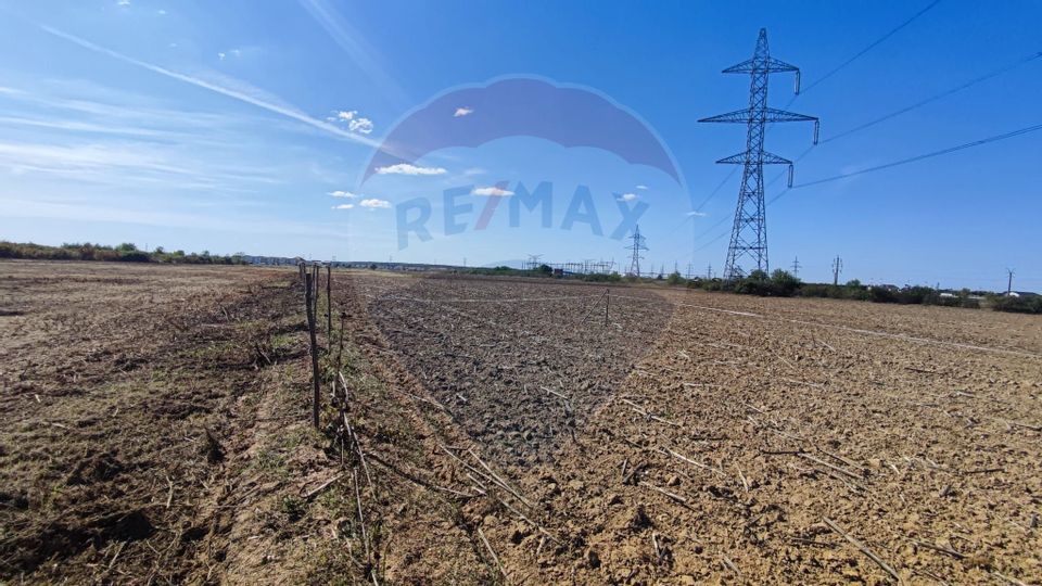 Land 3,187sqm Oradea / Drumul Fara strada