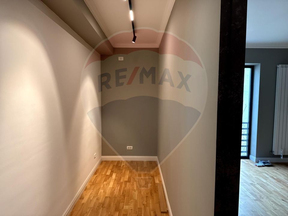 INCHIRIERE Apartament cu 4 camere in zona Tei