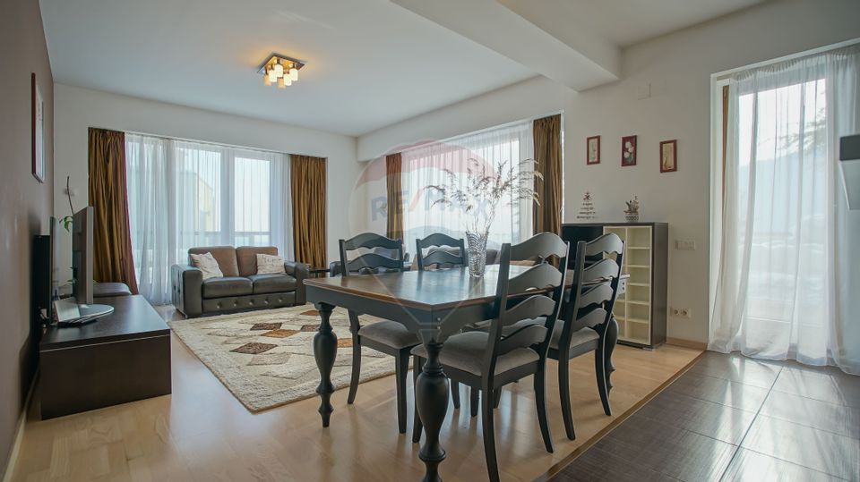Comision 0%! Poziție, priveliște, terasă uriașă în Bellevue Residence!