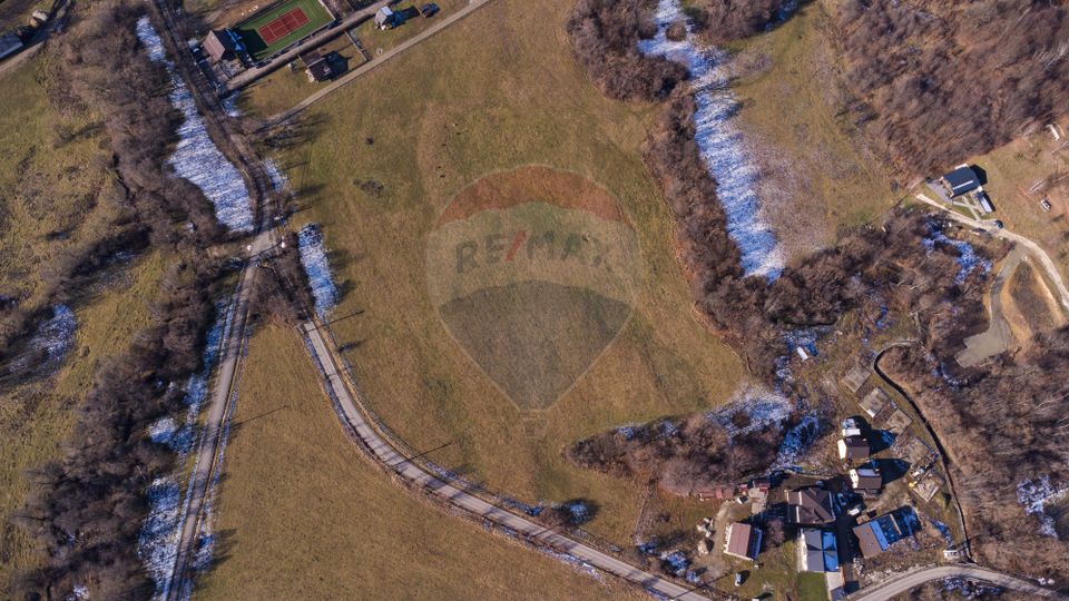 Teren de vanzare  Intravilan 19.341 mp – Cheile Râșnoavei, Parcelabil