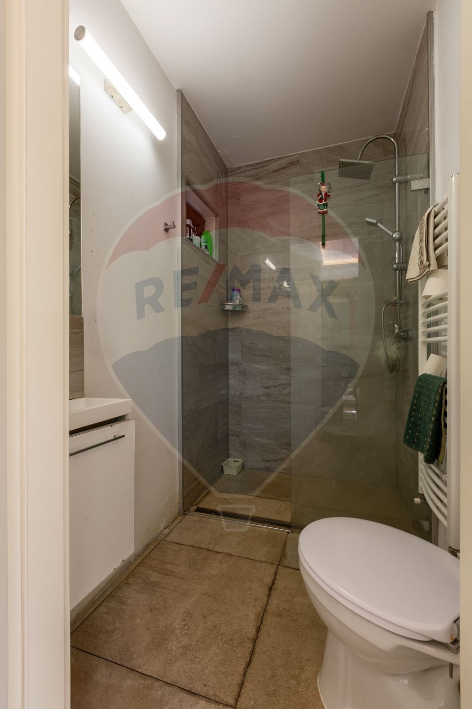 Casă spectaculoasă în Mediaș – reședința antrenorului Cristi Pustai