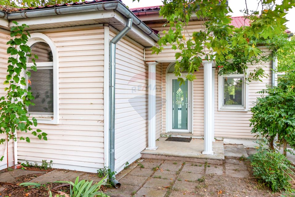 Snagov - Vila 5 camere cu terase mari si iesire directa la lac