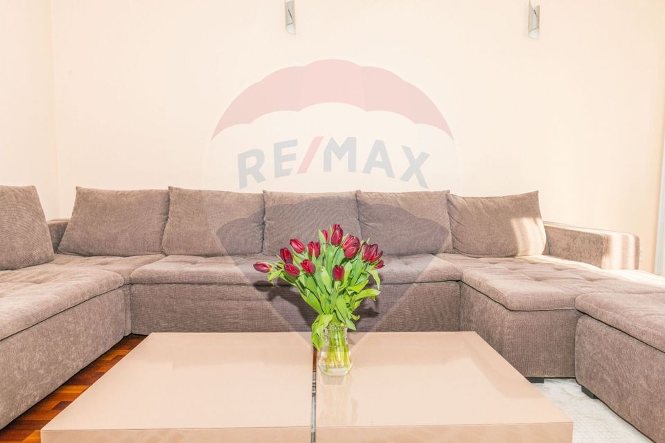 Vila in stil  mediterenean, lux,  în statiunea balneoclimaterica Covasna