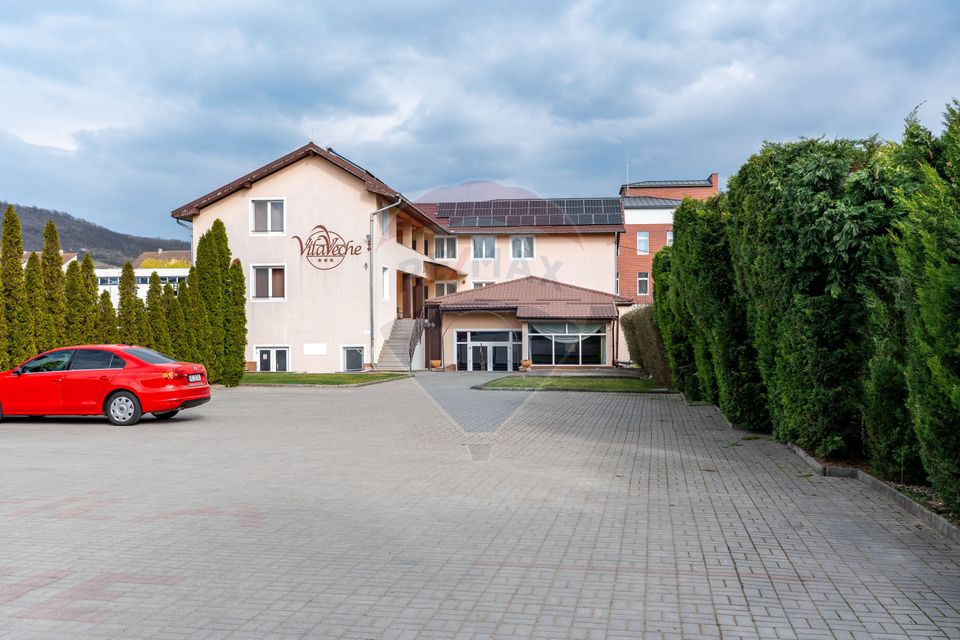 22 room Hotel / Pension for sale, Central area