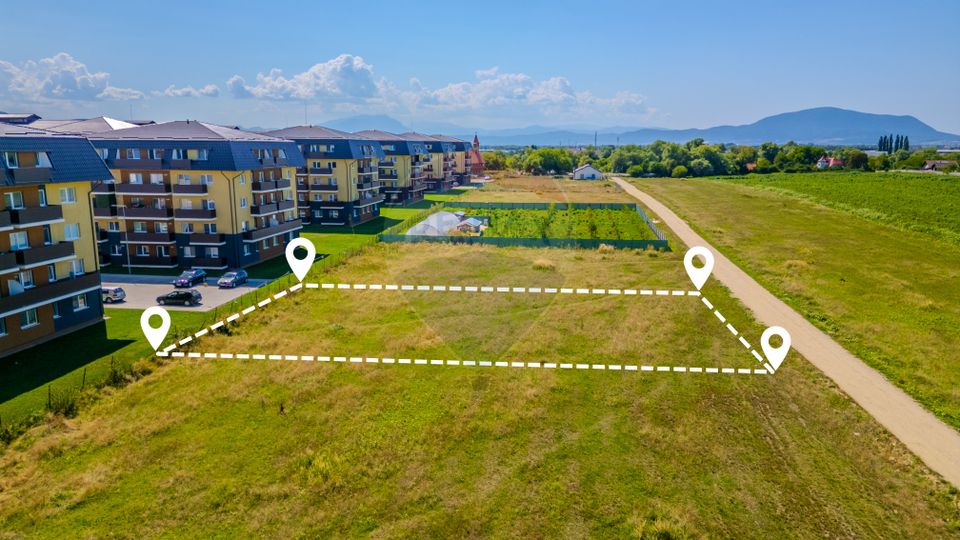 Land 1,276sqm Sanpetru / Strada drumul cu plopi