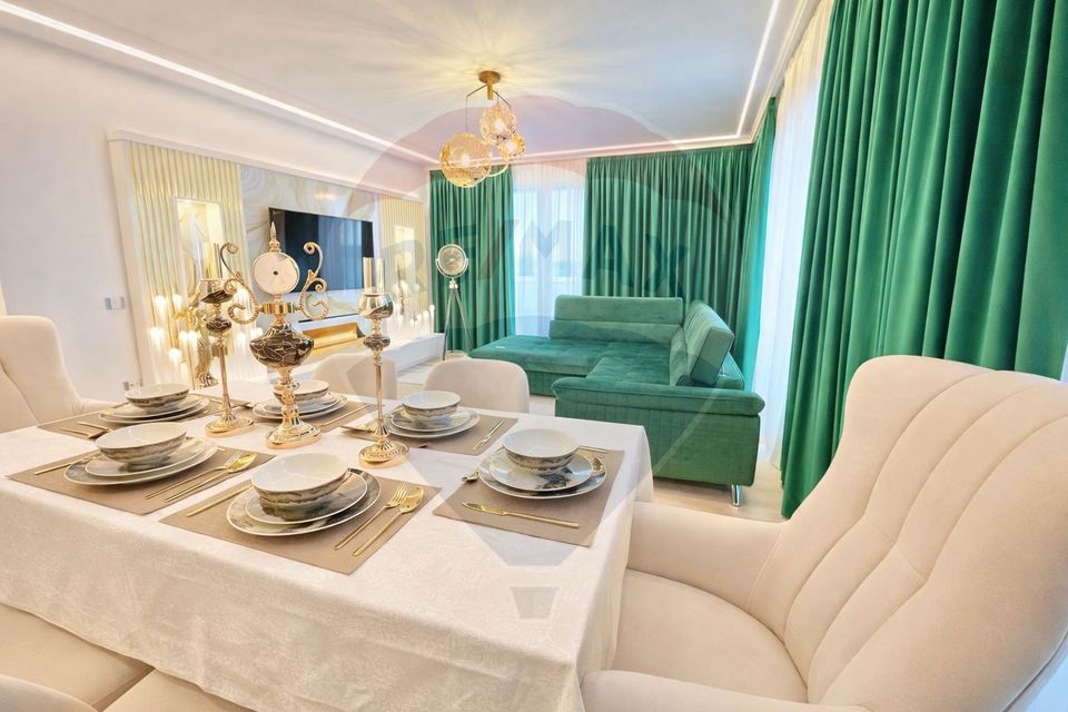 Apartament lux cu 4 camere de închiriat în Mamaia Lake On