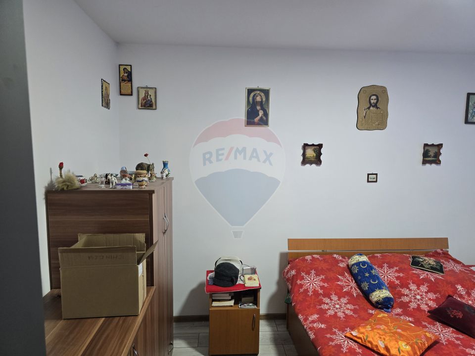 Apartament cu 2 camere de vânzare în zona Ultracentral