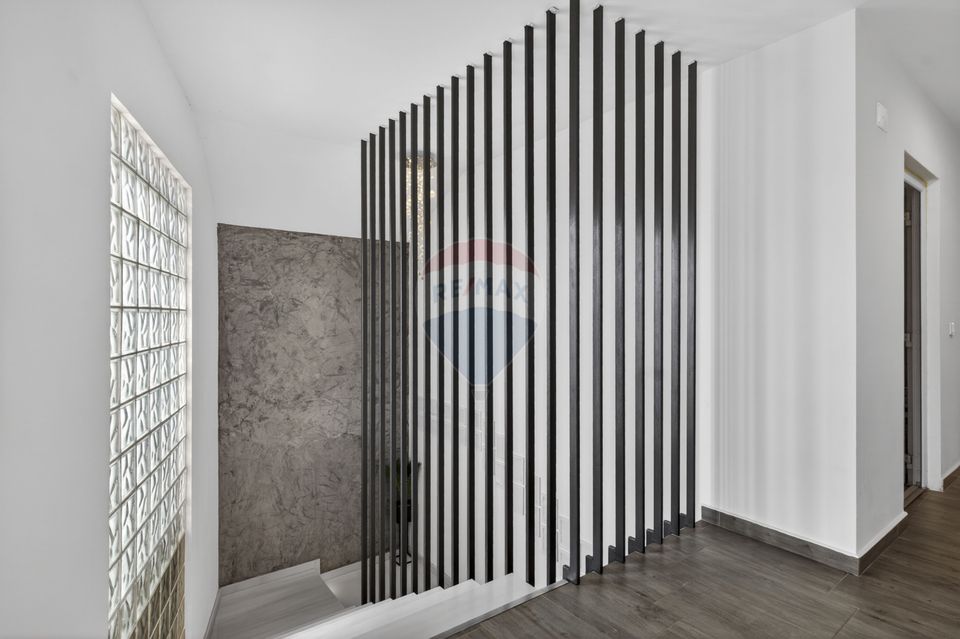 6 room House / Villa for sale