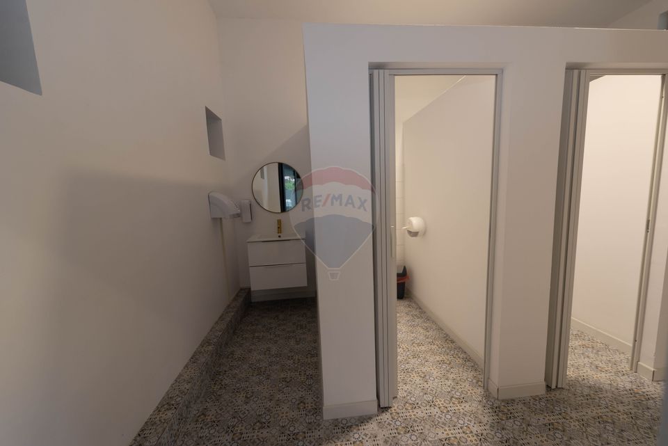 Vila cu curte de inchiriat- sector 1