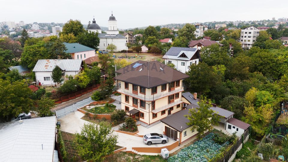 Spațiu birouri/casă Tătărași