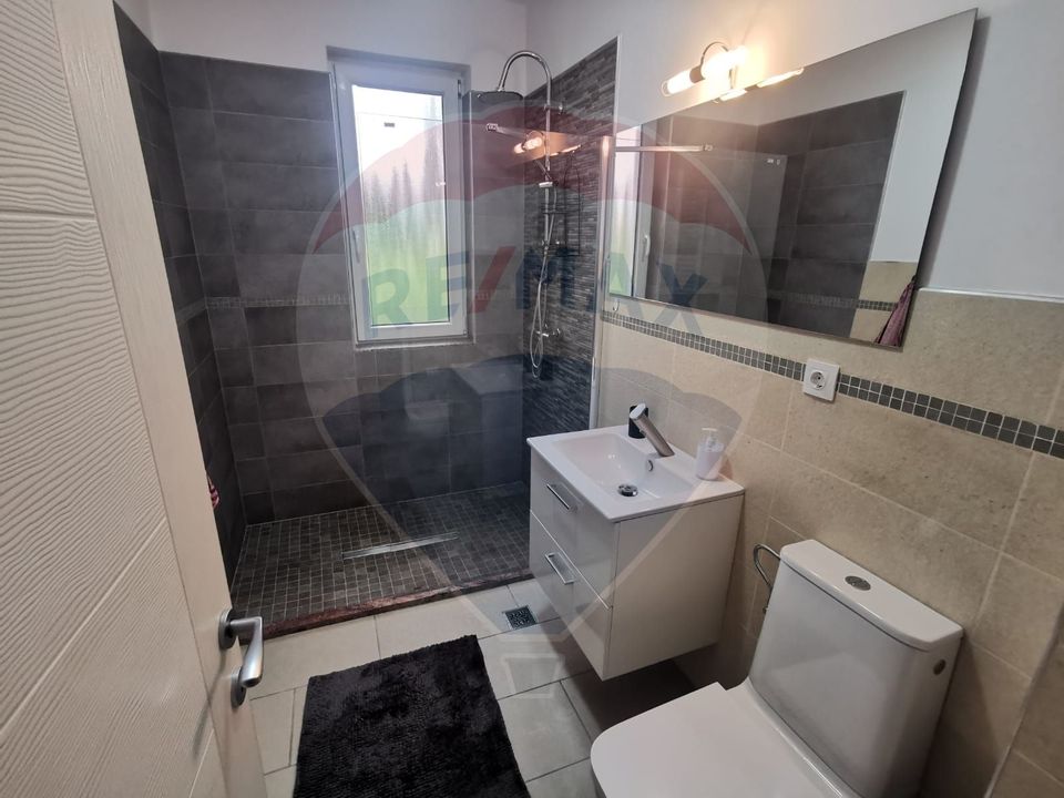 Apartament cu Parcare De Inchiriat