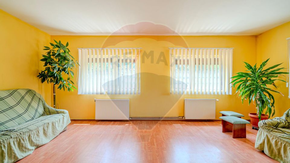 10 room House / Villa for sale