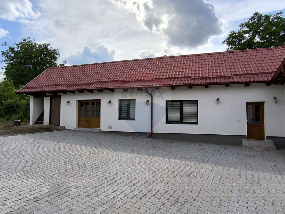 5 room House / Villa for sale