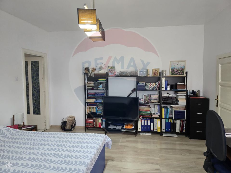 7 room House / Villa for sale, Central area