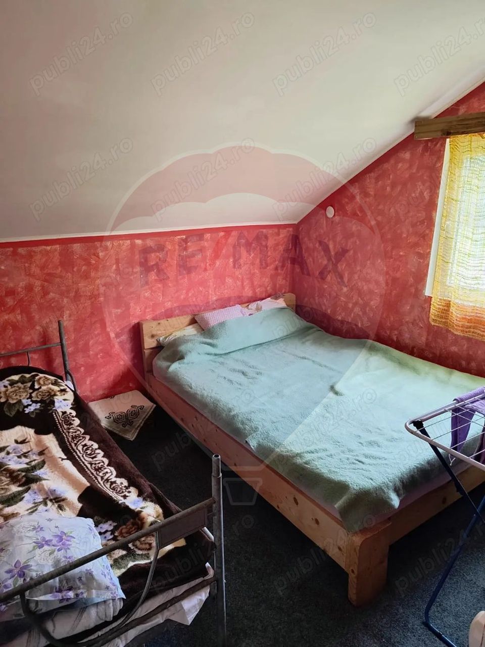 Cabana 5 camere de vânzare in Scrind-Frasinet,2000 mp teren intravilan