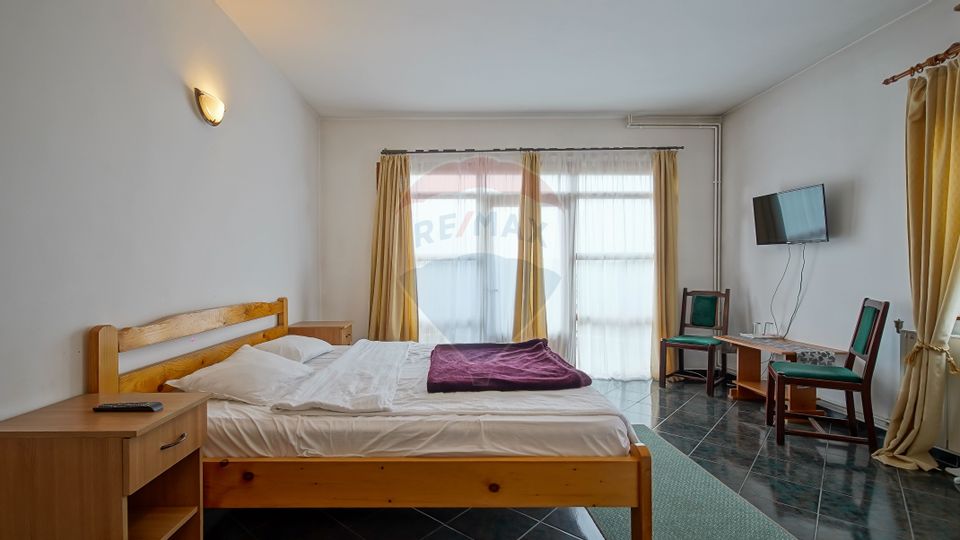 Vilă 12 camere  1.091 mp construiți Poiana Brașov