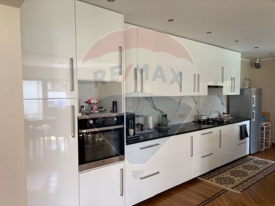 5 room House / Villa for sale