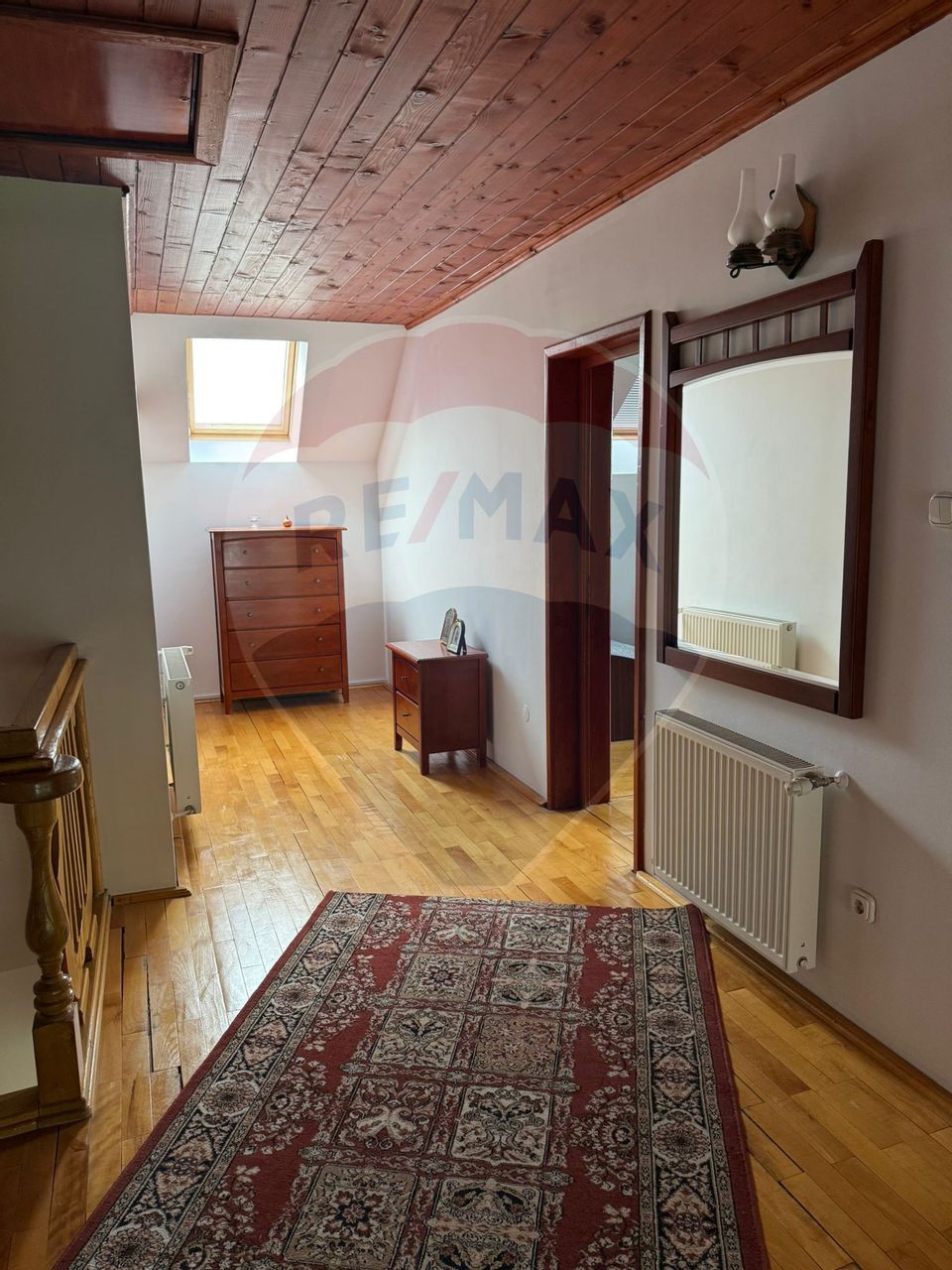 6 room House / Villa for rent, Valea Borcutului area