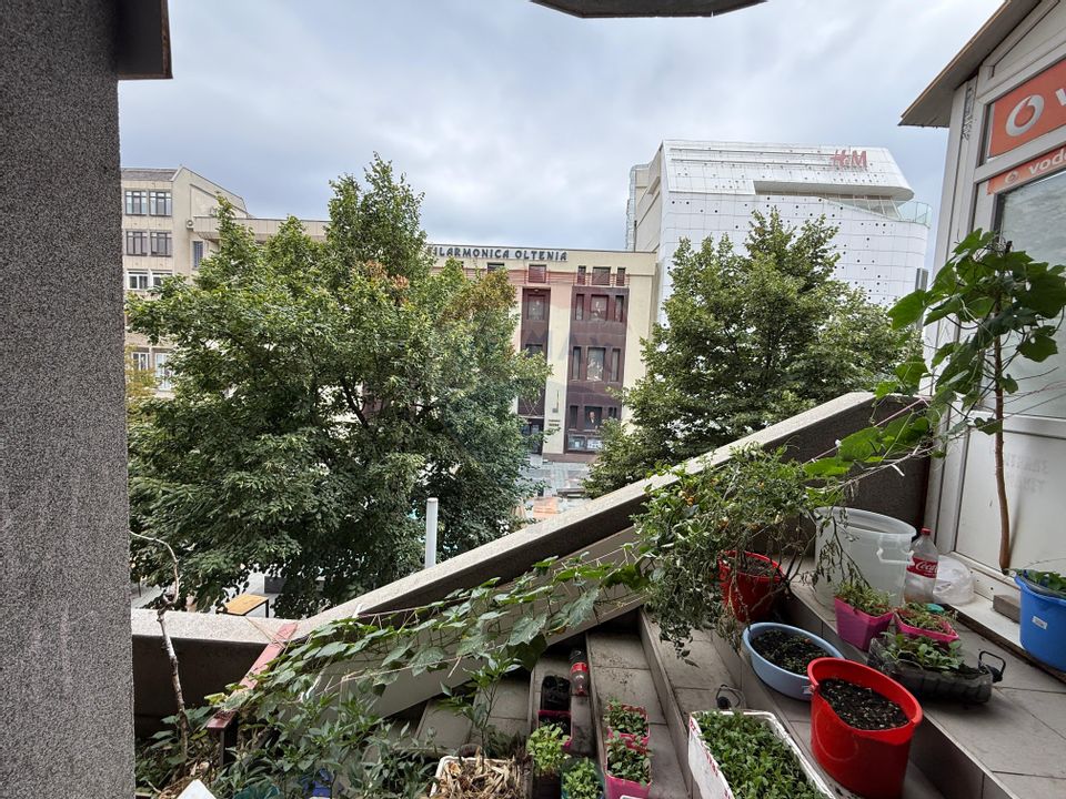 Spațiu ultracentral de vânzare, 586 mp, etaj 1, trafic intens